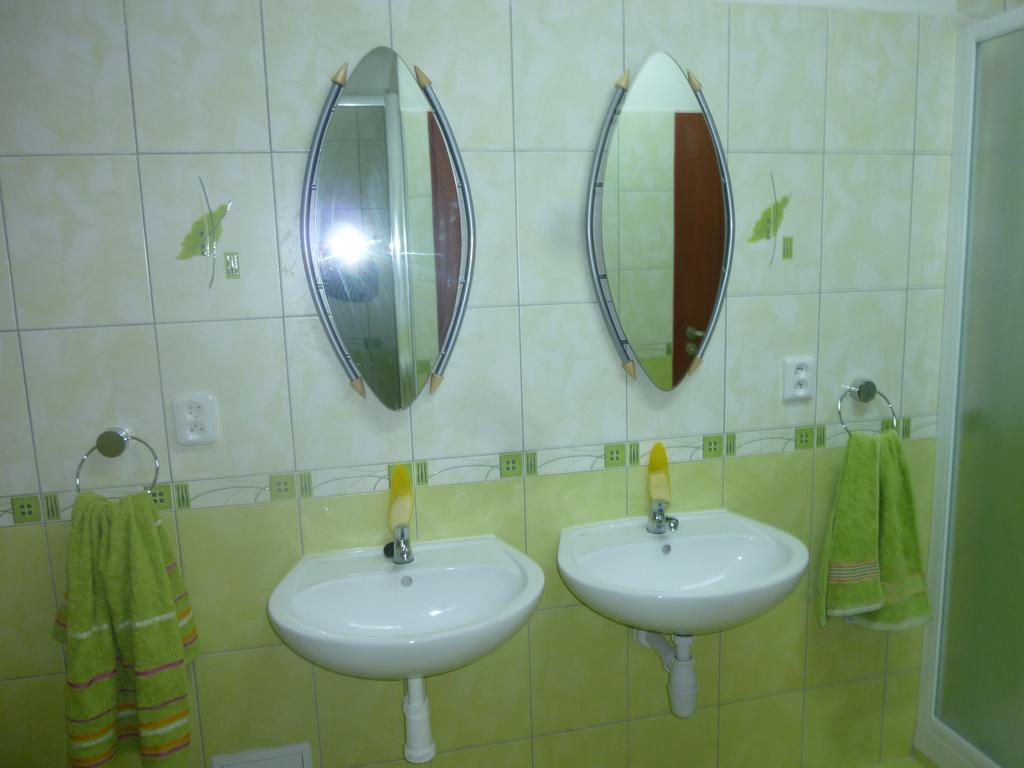 Guest House U Zlateho Jelena Žinkovy Εξωτερικό φωτογραφία