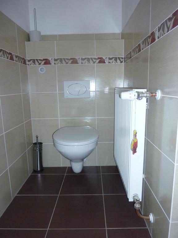 Guest House U Zlateho Jelena Žinkovy Εξωτερικό φωτογραφία