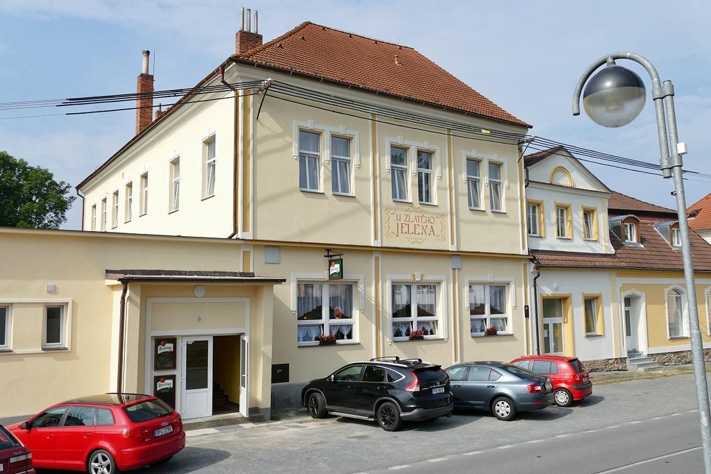Guest House U Zlateho Jelena Žinkovy Εξωτερικό φωτογραφία